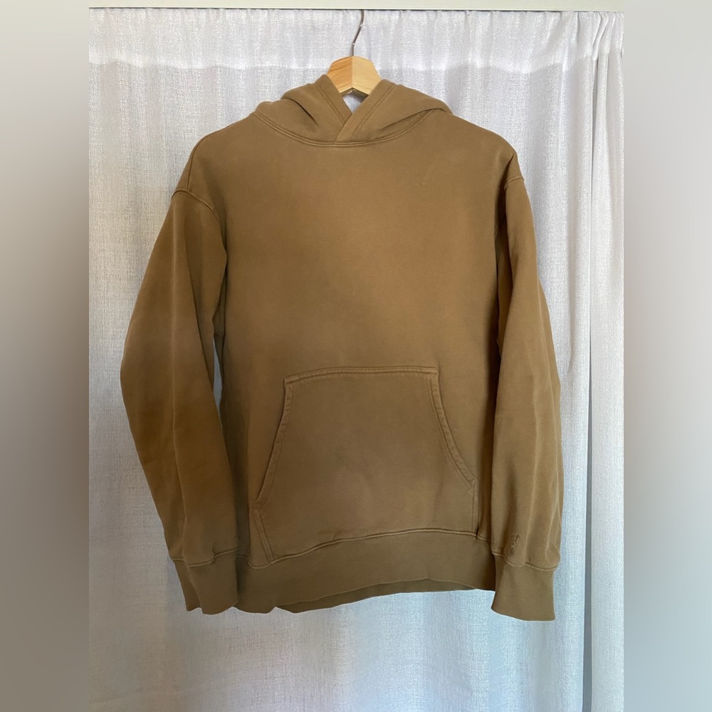 Worn once TNA cozy AF brown taupe hoodie size small but fits a little oversized